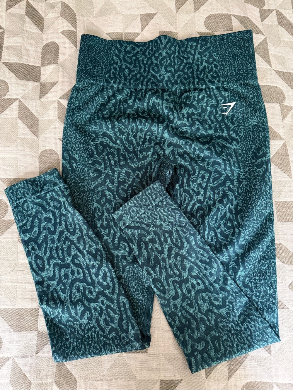 Gymshark Adapt Animal Seamless Leggings Butterfly Teal Size M High Rise